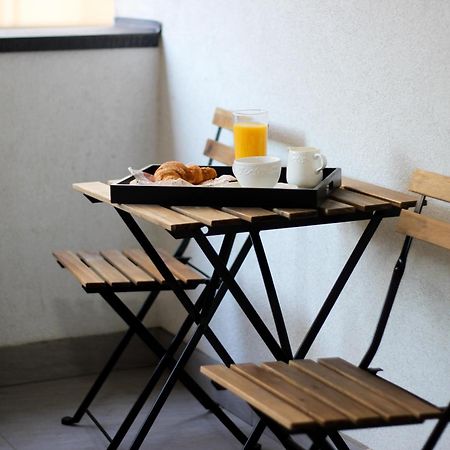 Gabi - Chic Apt With Parking Close To Veranda Mall Bucarest Exterior foto