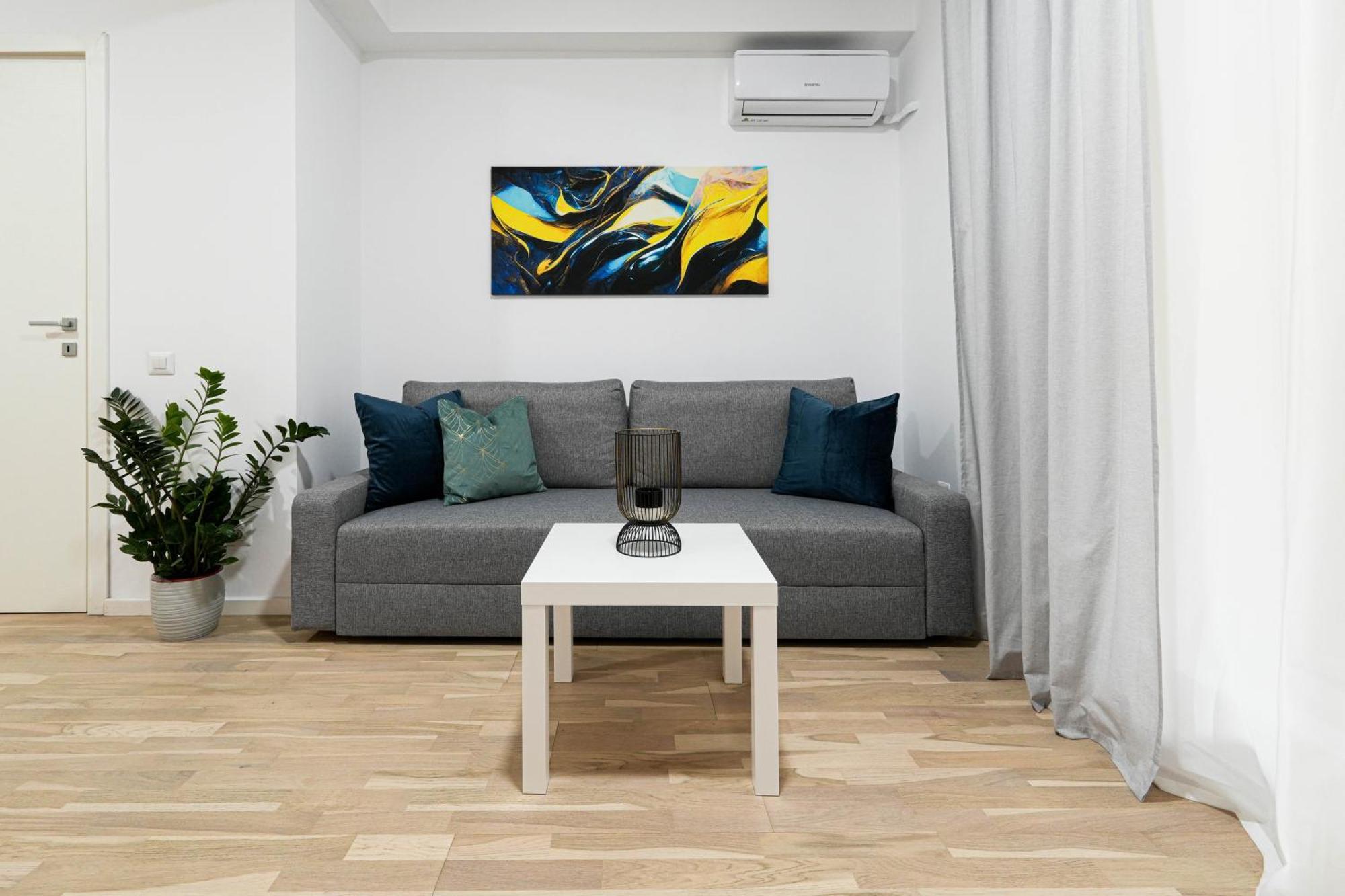 Gabi - Chic Apt With Parking Close To Veranda Mall Bucarest Exterior foto