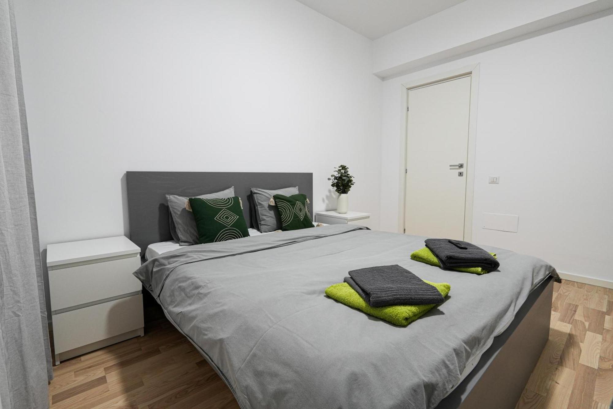 Gabi - Chic Apt With Parking Close To Veranda Mall Bucarest Exterior foto