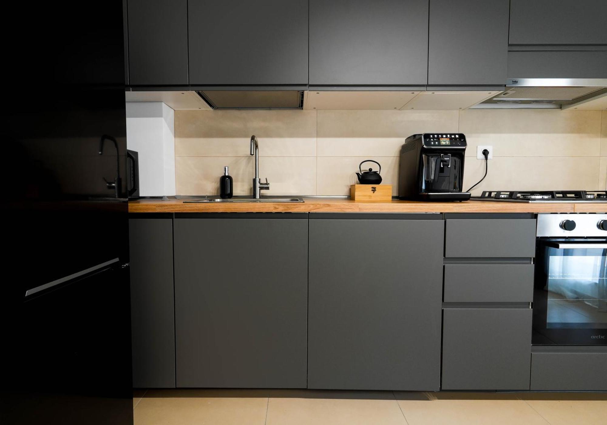 Gabi - Chic Apt With Parking Close To Veranda Mall Bucarest Exterior foto